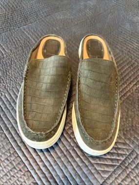 Nearly New Sofft Slip-On Suede Mules in Olive Green -Size 10